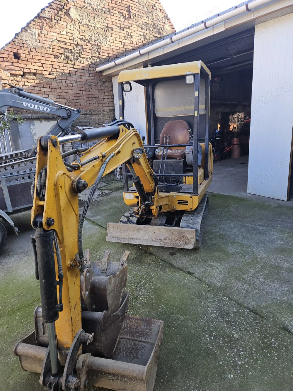 Excavator 1,5 to