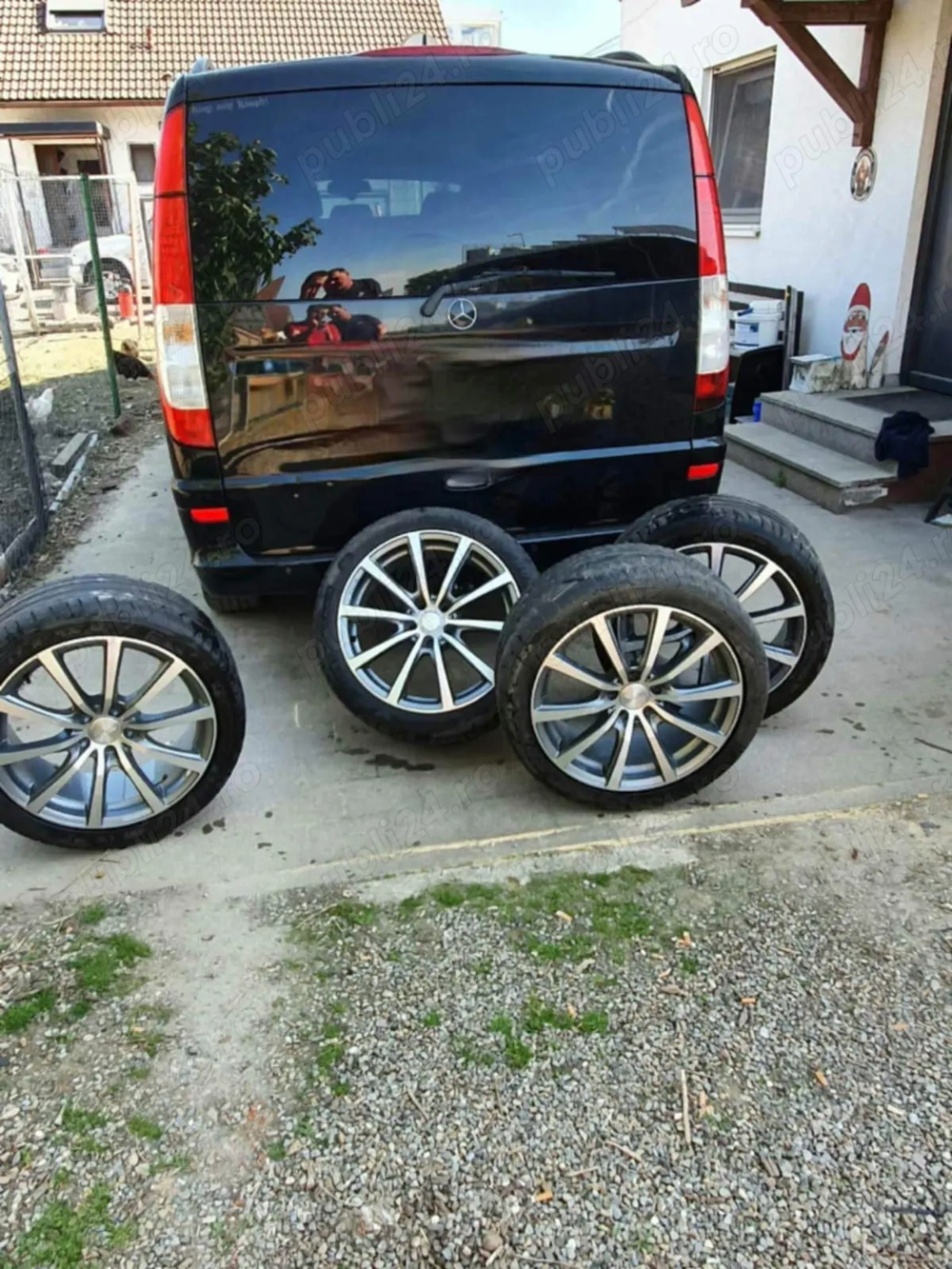 Vând jante Mercedes Viano r19 si r18