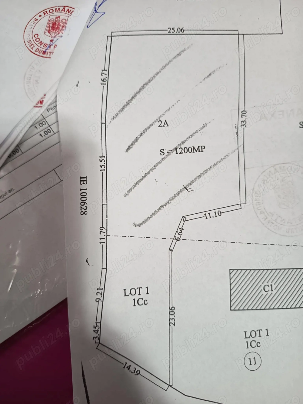 De vânzare teren intravilan 1200 mp