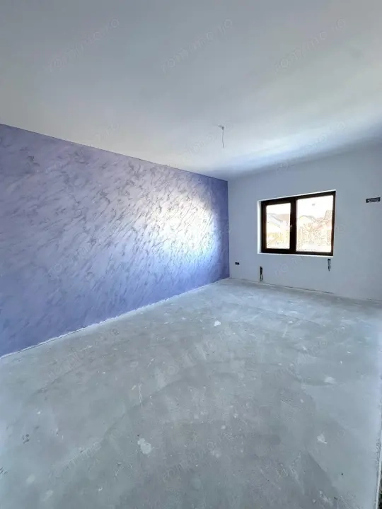 Duplex 5 camere si 3 bai - Mosnita Noua la asfalt