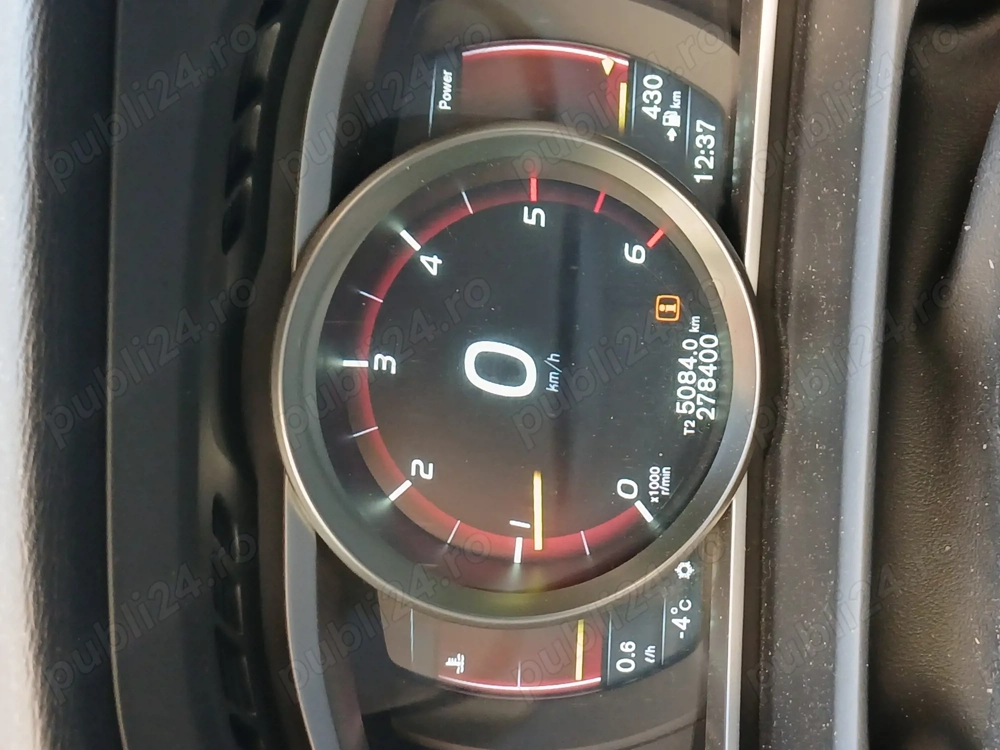 Vand volvo v40 d2 cc1560 an fabricatie 2015 278400 km