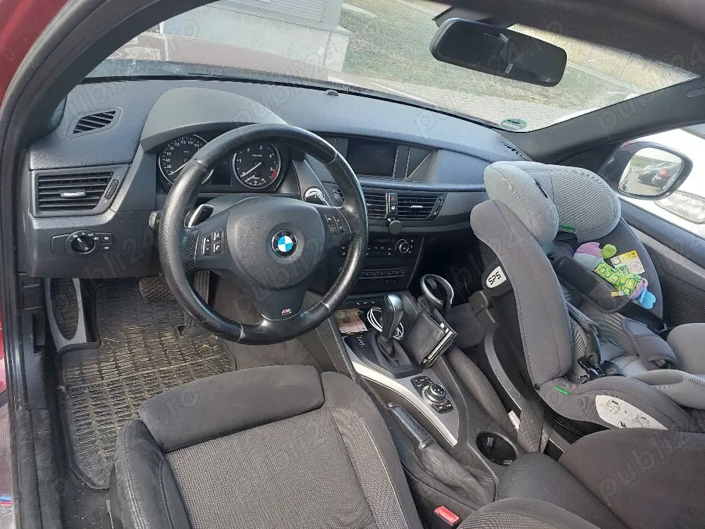 Vând BMW X1 Drive