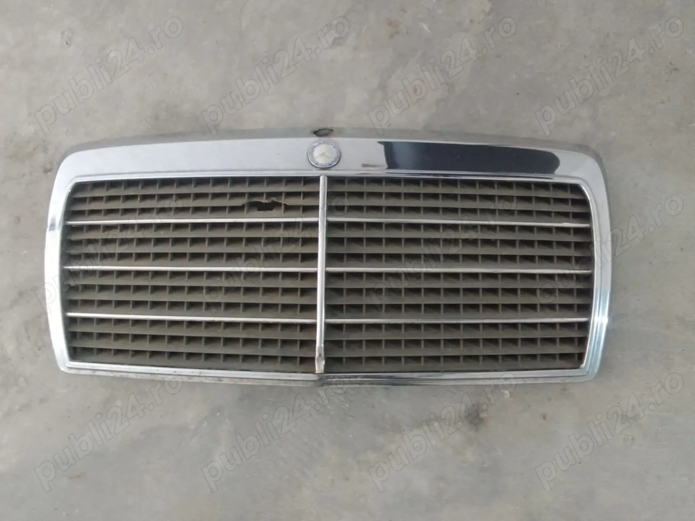 Vând mască Mercedes w124