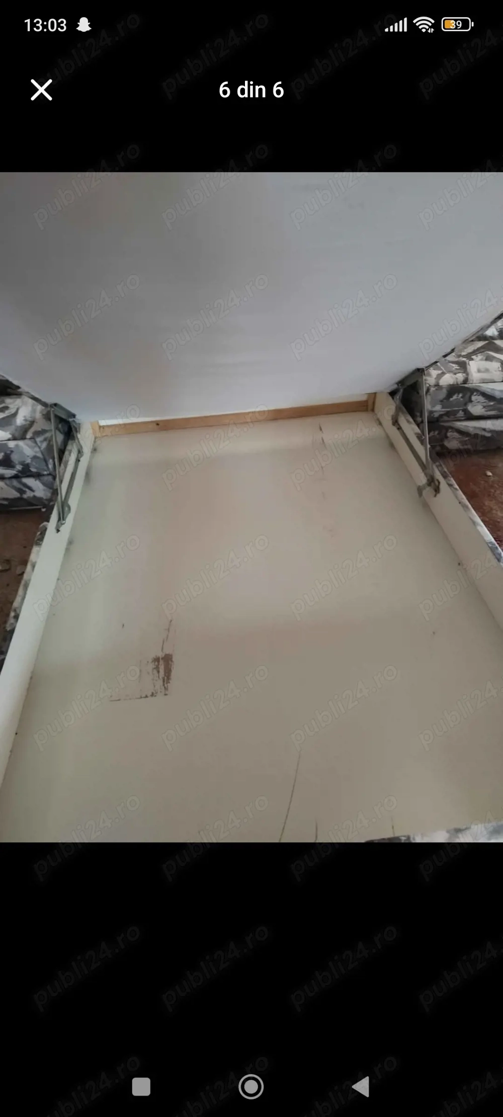 Dormitor cu comodine 