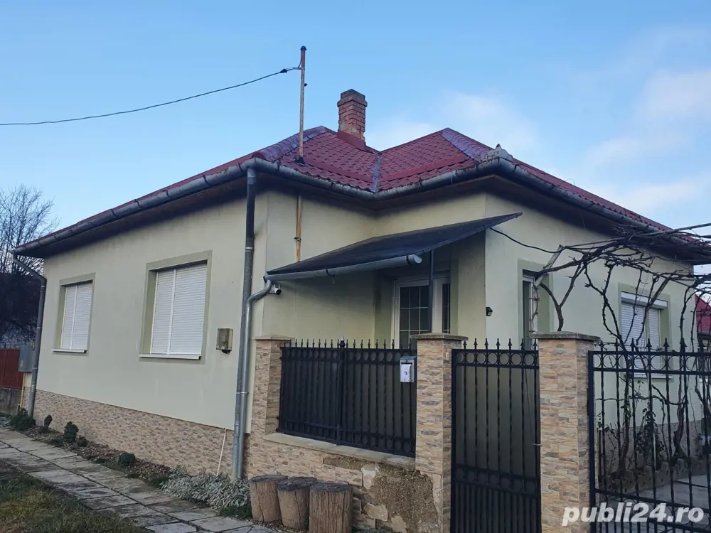 casa de vanzare Ineu