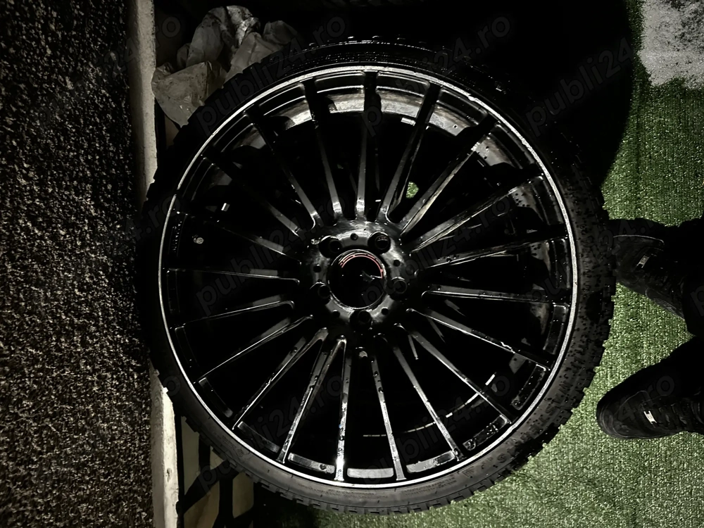 Vand jante 235/35 R19 