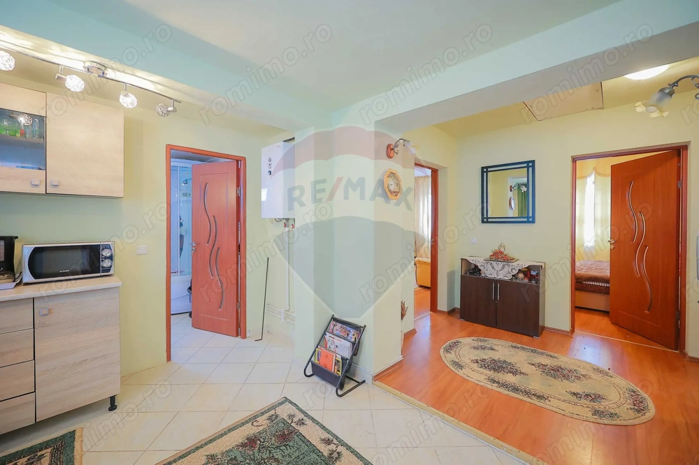 Casă cu 4 camere din cărămidă, de vânzare în zona Bratca-Damiș