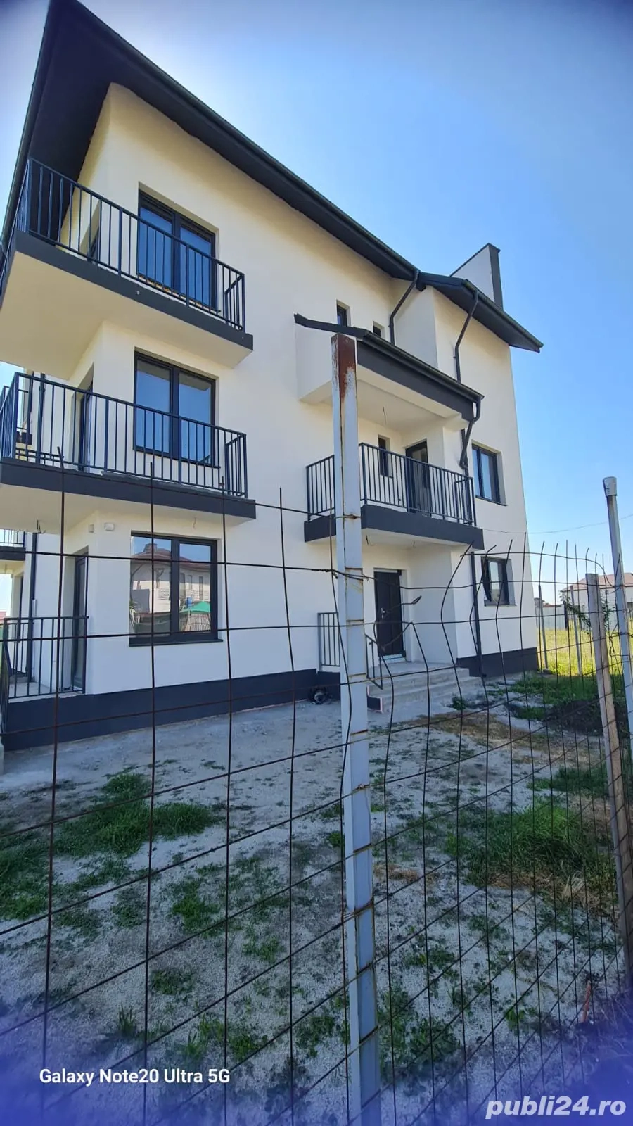 Casa Single in Bucuresti, P+2+M, 328 mp, teren 530 mp, 255000 e, Neg.