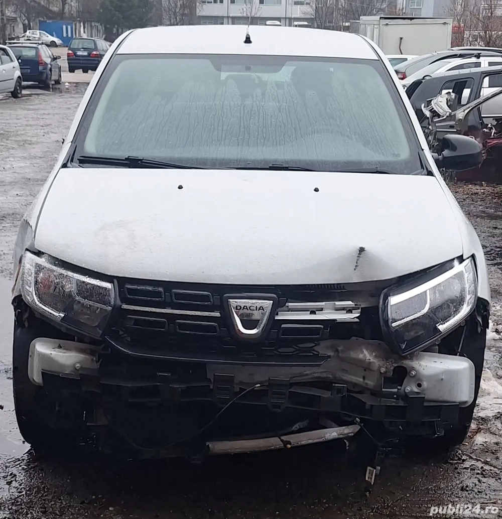 Dezmembram Dacia Logan 2017