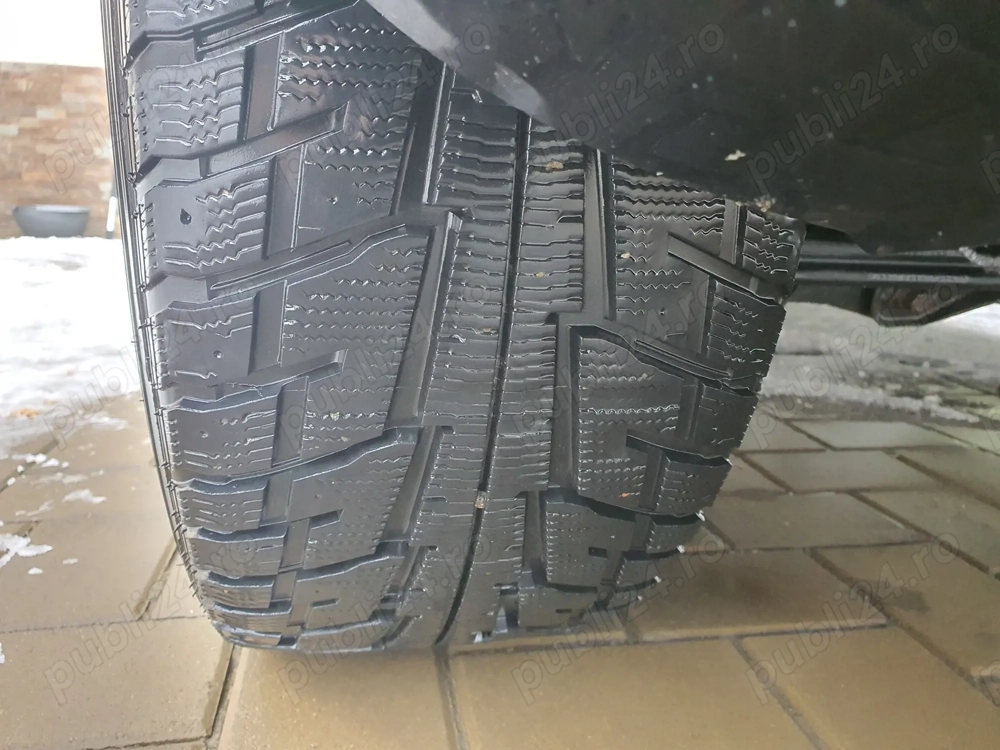 Vând set roti de iarnă Q7