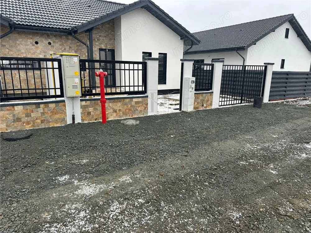 Duplex de LUX in Mosnita Noua - Finisaje Premium (Travertin   Marmura)-  Mutare Imediata - zona buna