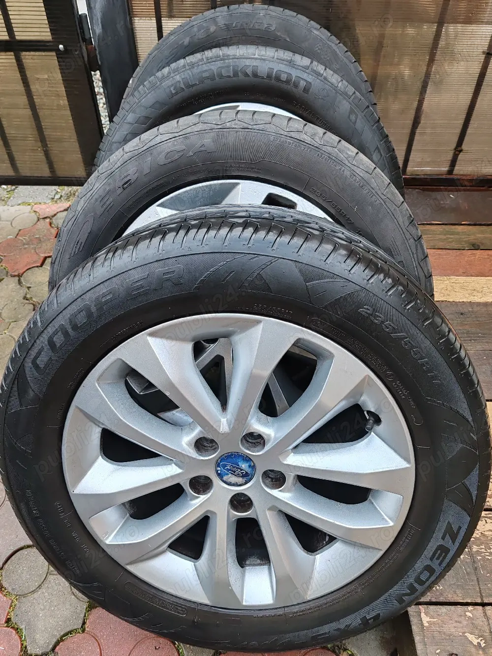 Vand genti r17 și cauciucuri 