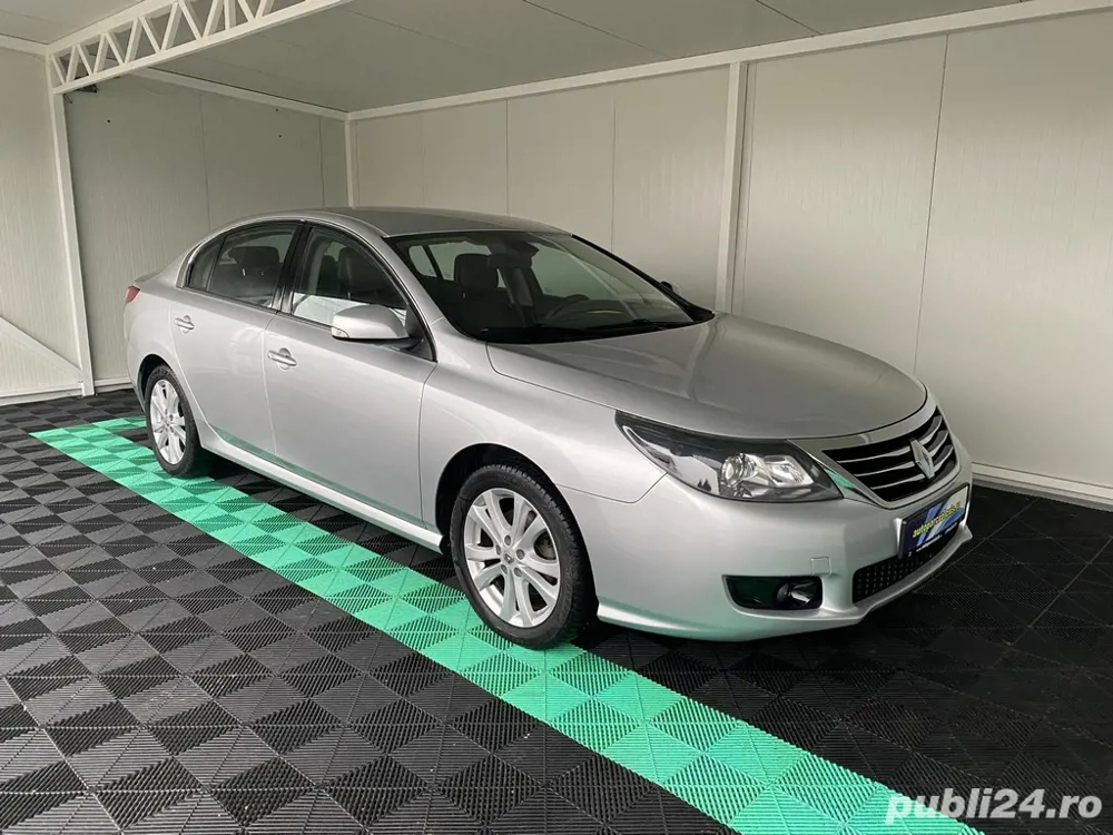 Renault Latitude 2.0 Diesel 150 CP An 2012