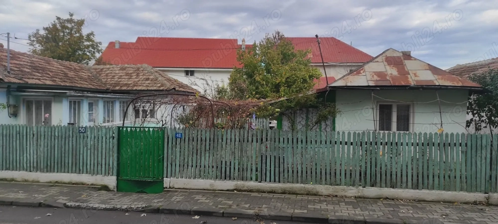 De vânzare 2 locuri