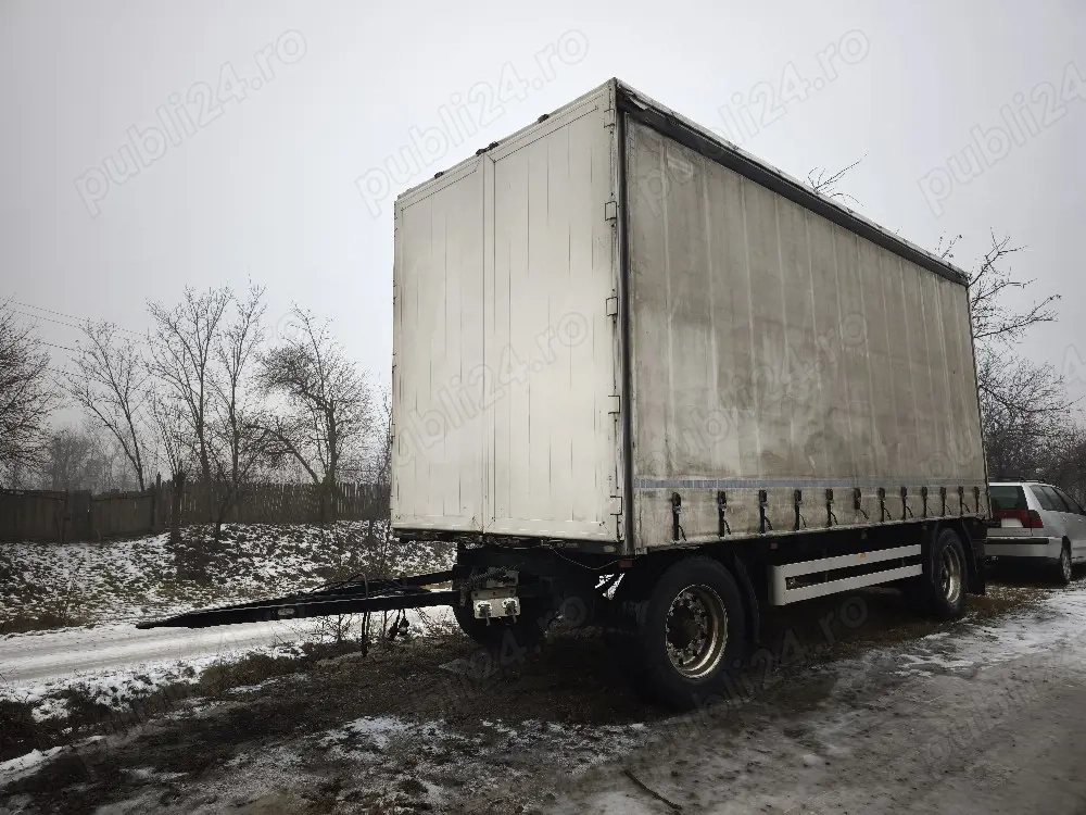 Remorca cu doua axe de 18 tone