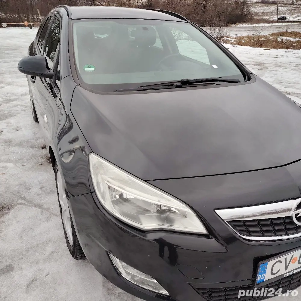 Opel Astra J 