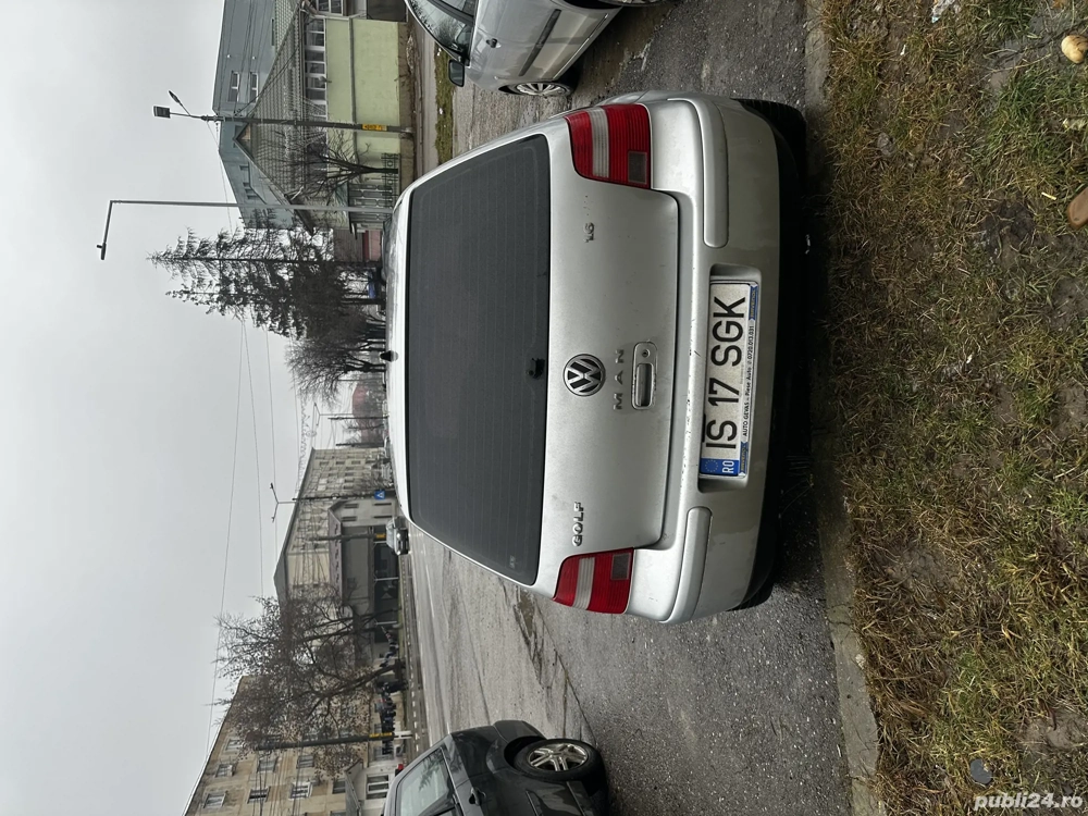 Vând golf 4 1.6 benzină 