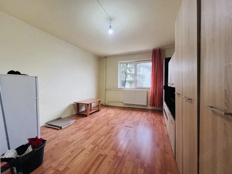  Garsoniera 22mp utili, etajul 3/4, zona Aradului
