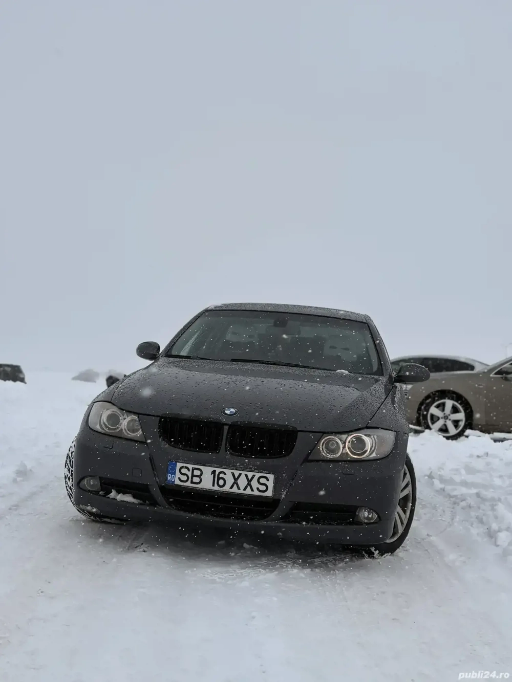 Vând BMW 320i automat