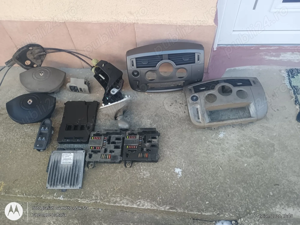 Piese din dezmembrări pentru scenic 2 și grand scenic2 an 2005 