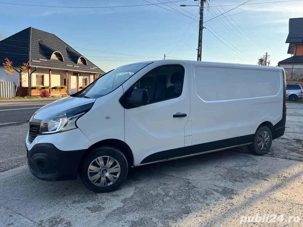 Renault Trafic. Lung L2H1