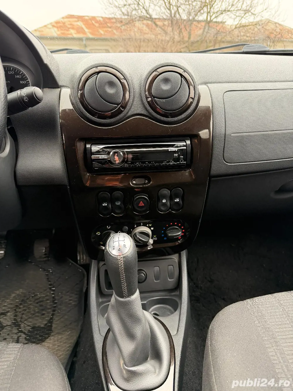 duster  de vanzare an 2012 benzina 