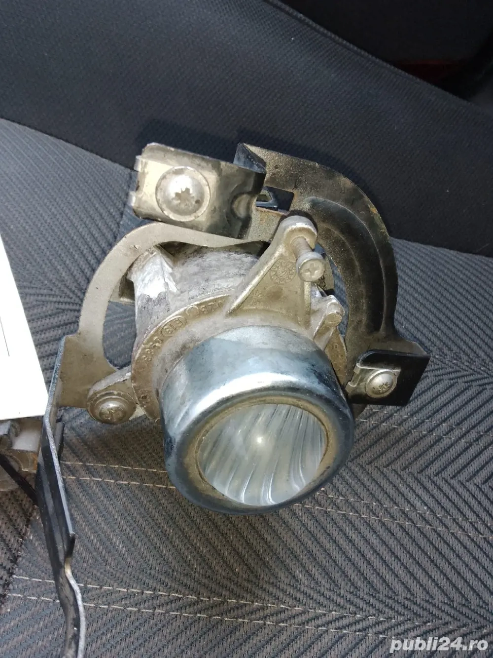 Vand proiector ceata dreapta Alfa Romeo