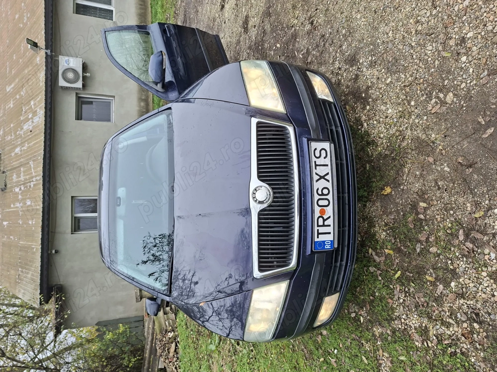 Vând octavia 2 2005 1.6 102cp