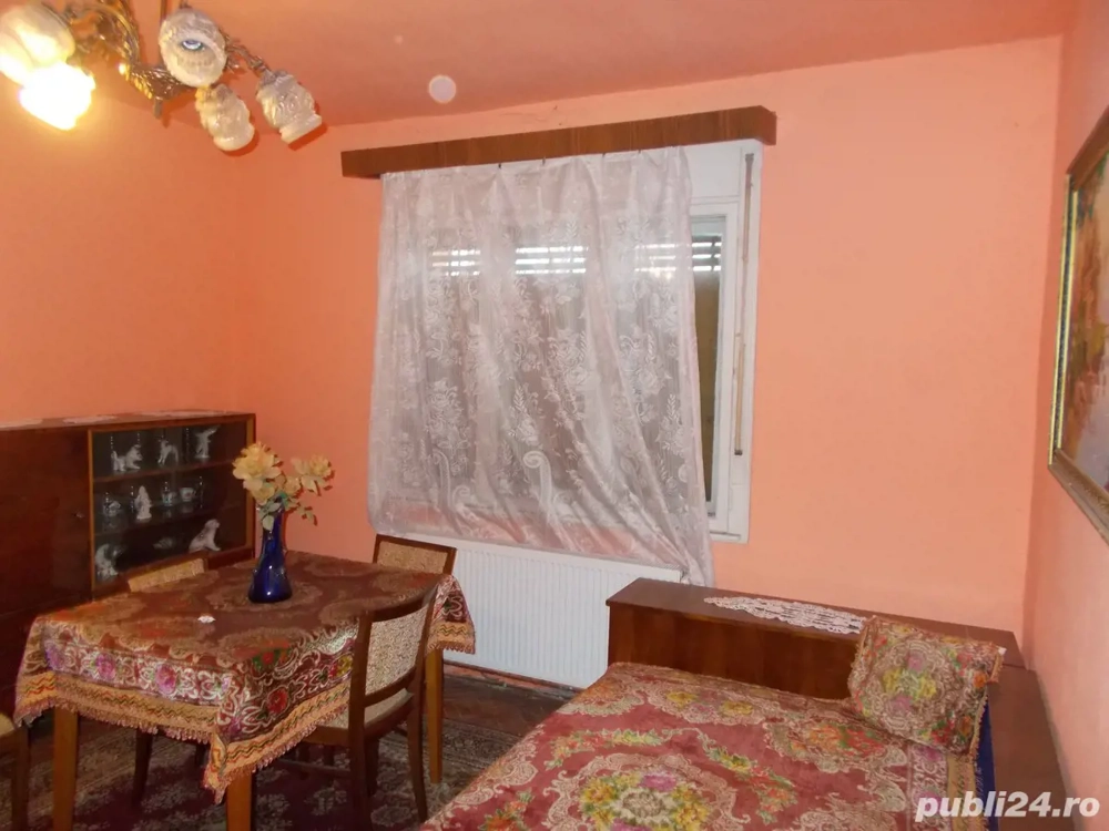 Casa, Utvin, caramida, fundatie beton, 3 camere, anexe, 400 sau 1500mp teren