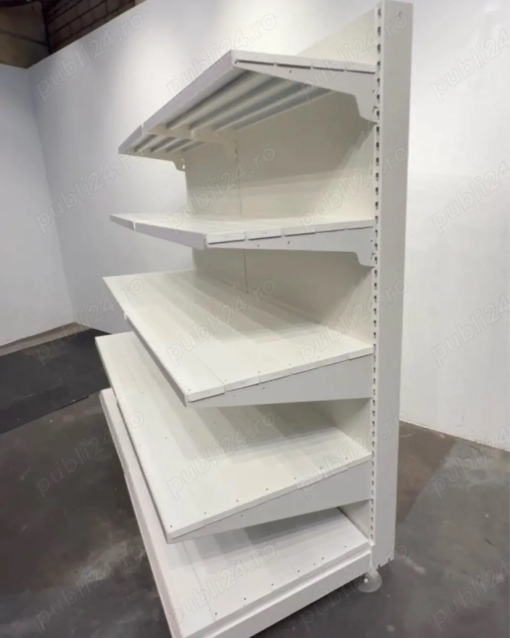 rafturi metalice de magazin 
