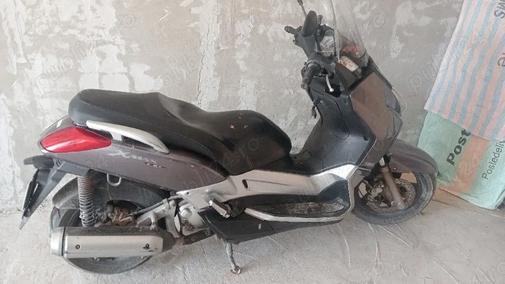 Yamaha xmax 250