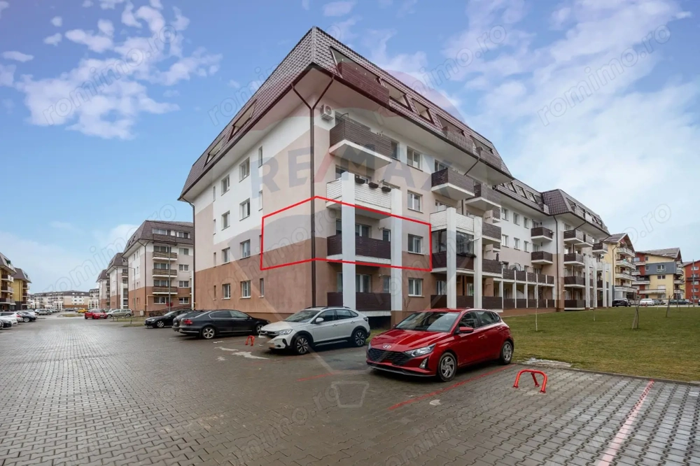 Apartament cu 3 camere de închiriat