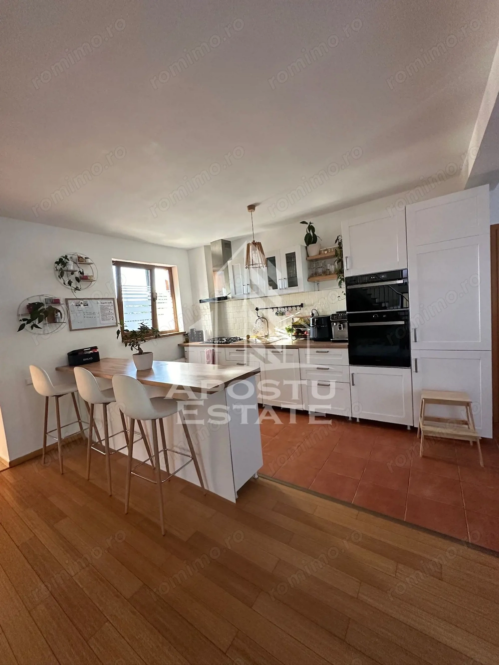 Casa individuala cu 4 camere de vanzare in zona Ciarda Rosie,Timisoara