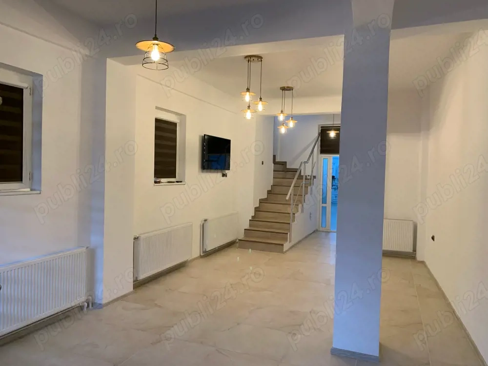 cladire ultracentrala constructie 2004 ocazie unica