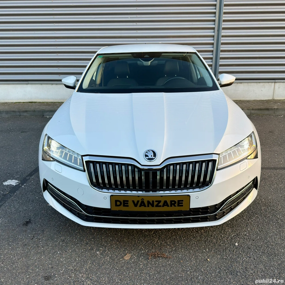 Vând Skoda Superb Facelift 