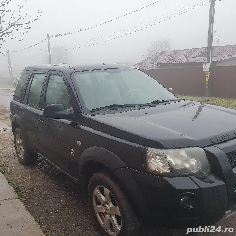 vând landrover freelander Td4,