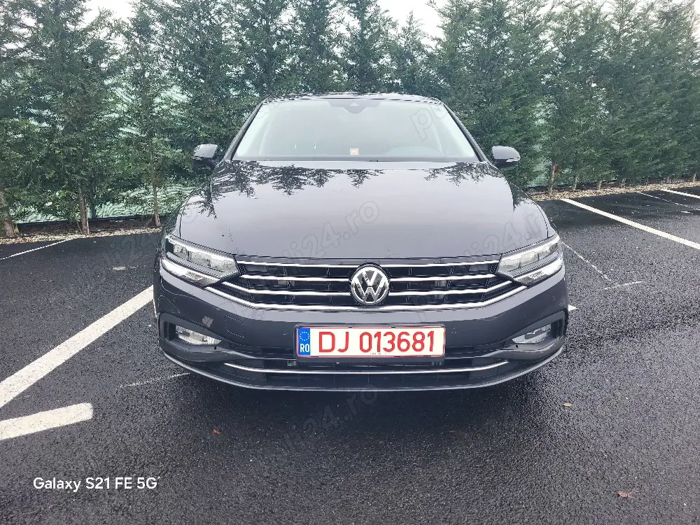 Volkswagen Passat B8 automatic 2.0TDI Model 2020 cu 64 mii km rulati