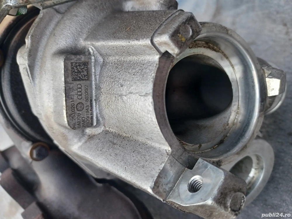 Vând turbină  aproape nouă. Motor 2.0 tdi 150 cp motor crmb 2017. Preț 1000 RON. Nu trimit în țară.