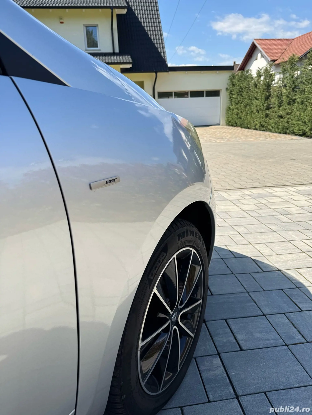 Vand Renault Scenic , benzina, stare perfecta de functionare, km reali -59.000. 