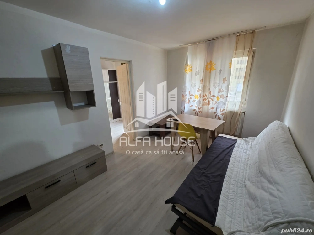 Vând apartament cu 2 camere cf.2 , zona Govândari , Micro 3!