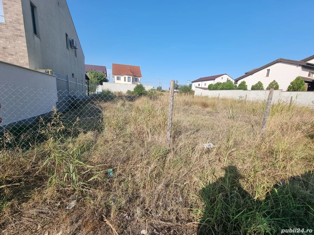 Vând teren intravilan în Ovidiu zona rezidențială vile.