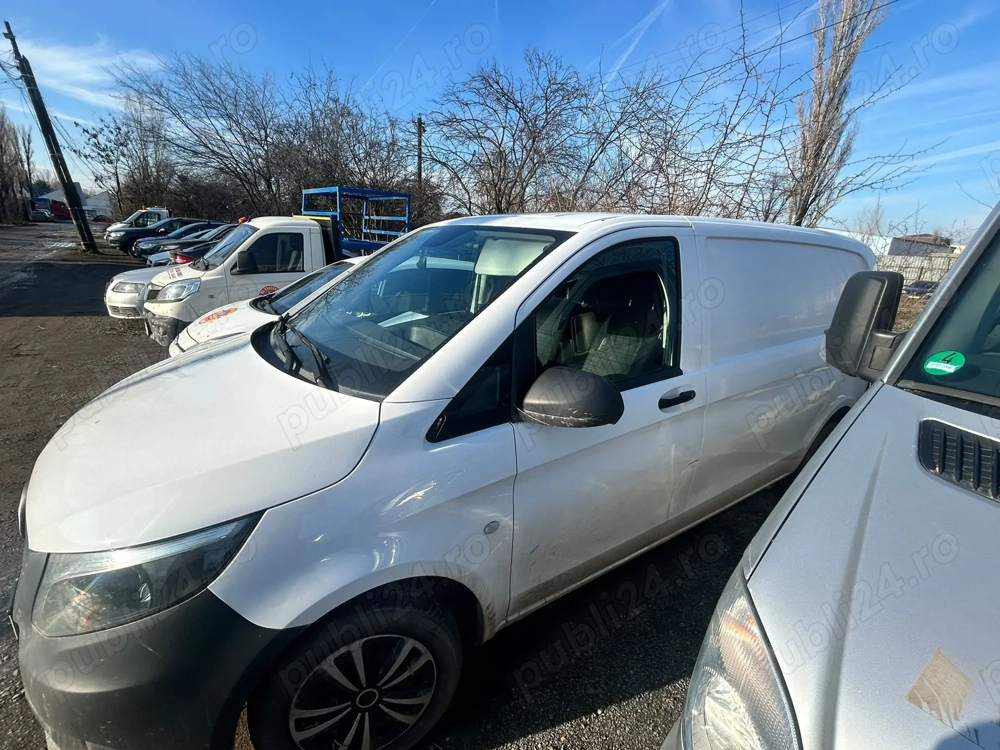 Vand Mercedes Benz Vito pentru marfa