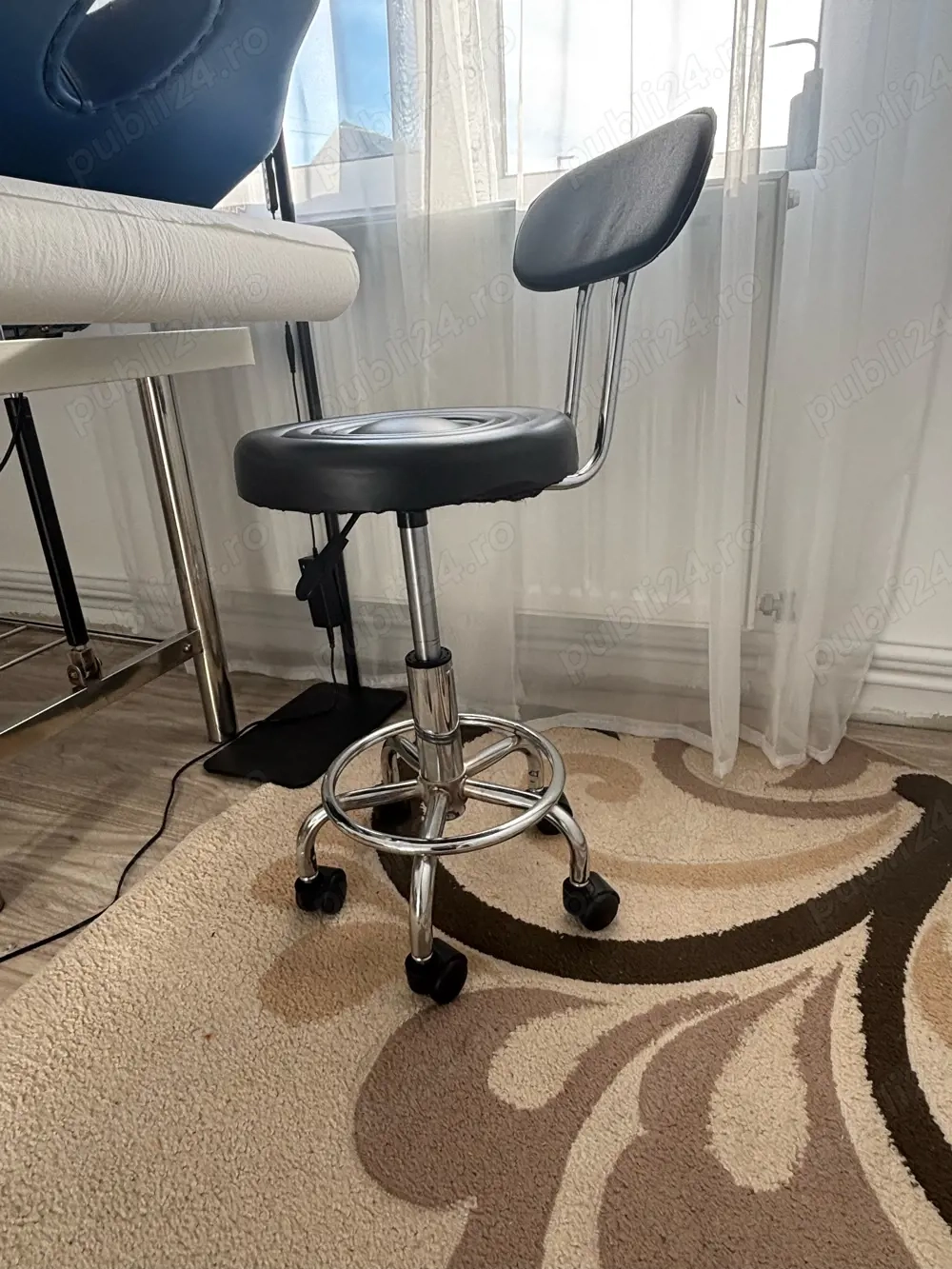 Vand pat gene sau de masaj.