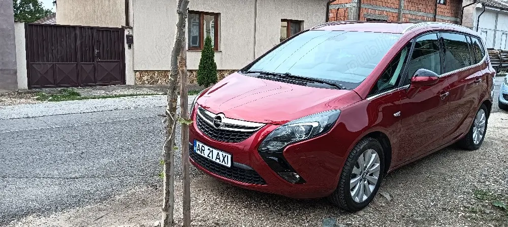 Vand Opel Zafira 2.0 diesel an 2013