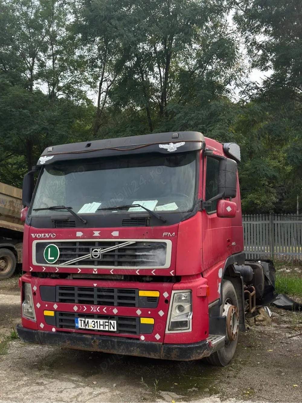 Cap tractor VOLVO FM440