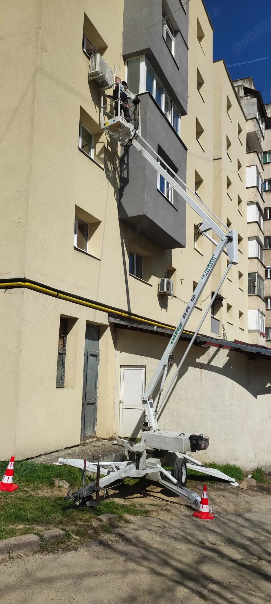 Nacela electrica si pe benzina 