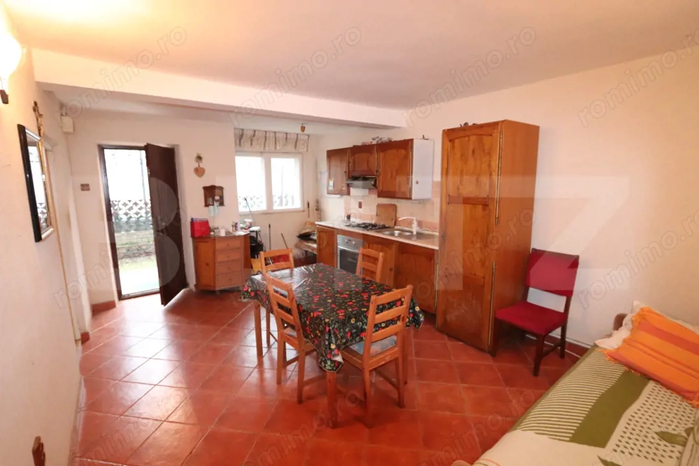 Apartament de închiriat, 67.25 mp, zonă Găești