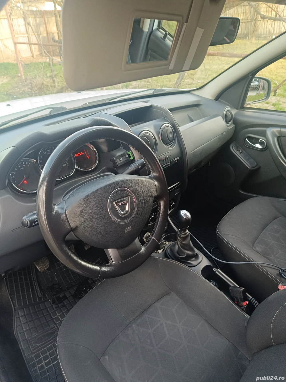 Duster de vînzare 2015