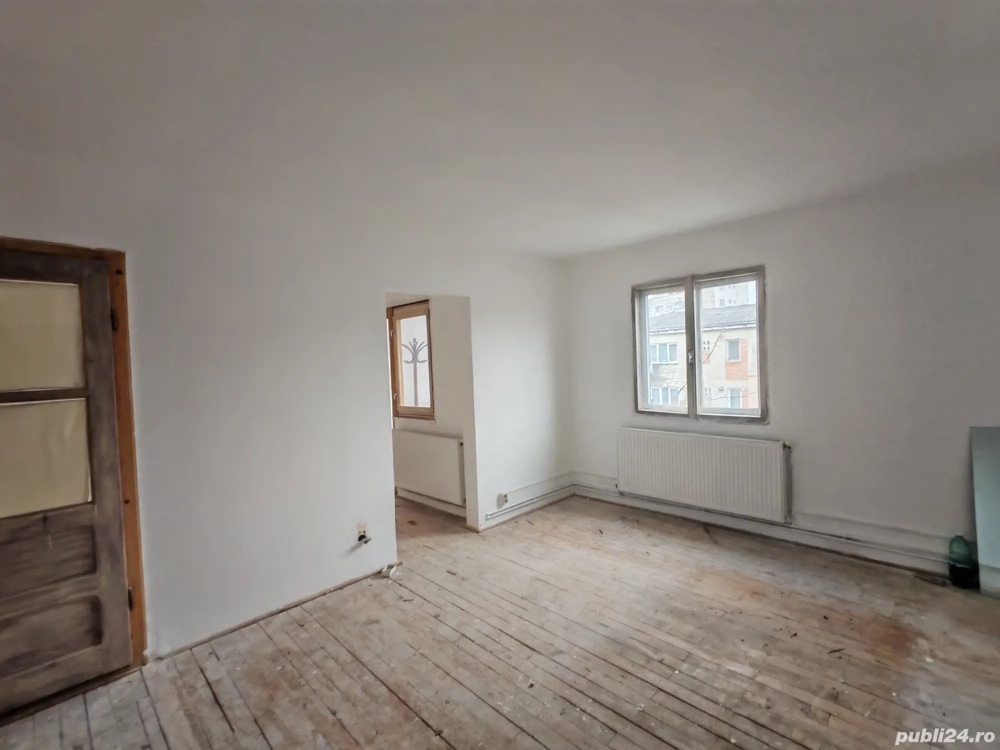 Rapsodiei, 2 camere nedecomandat, etaj 4,plus uscatorie ,ocupabil,pret 42.000 euro