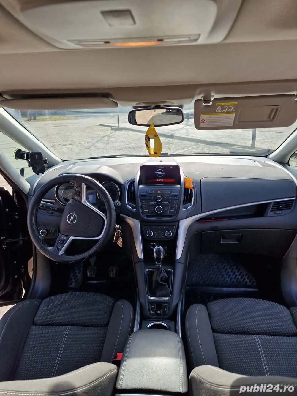 De vanzare Opel Zafira!!